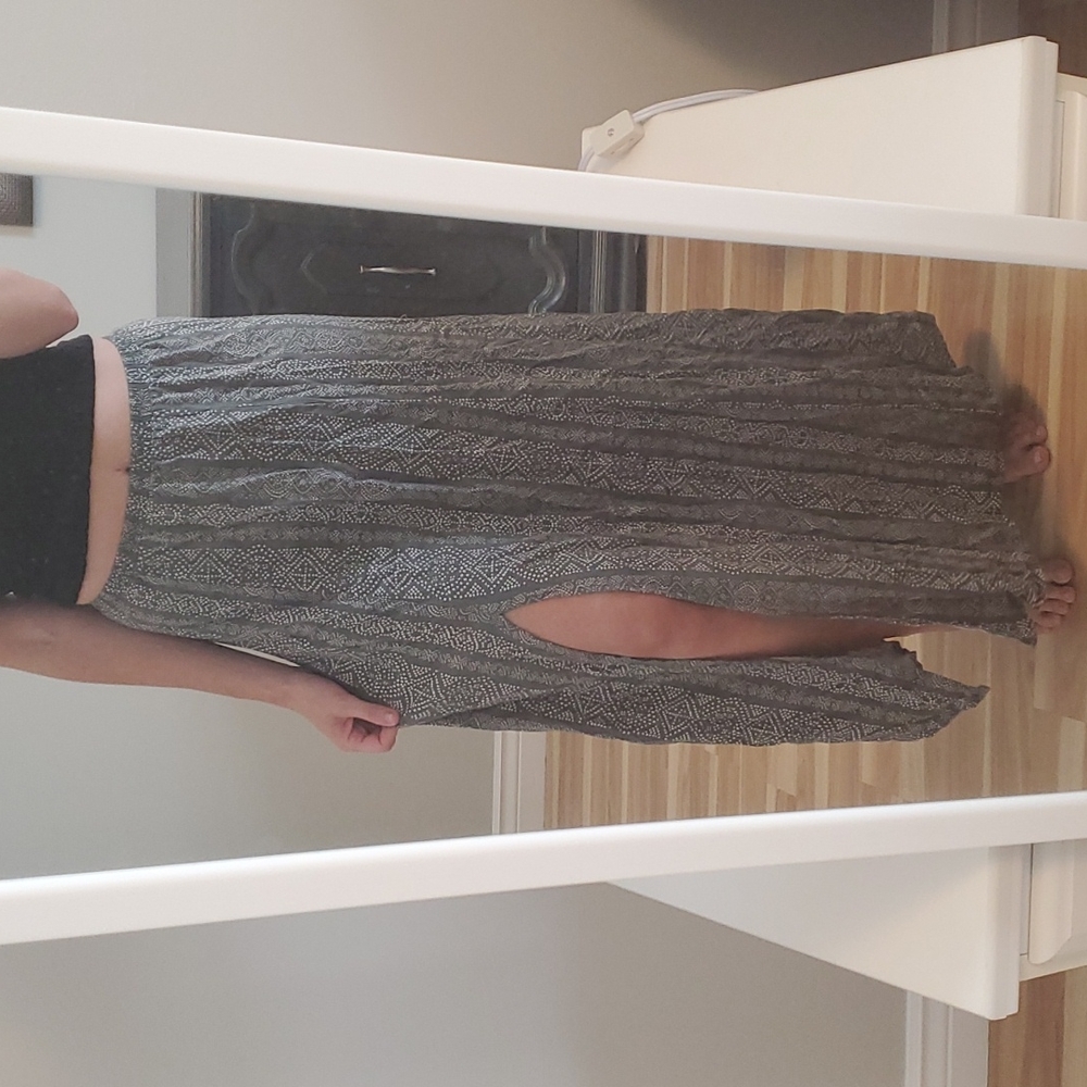 Hollister maxi skirt with slit